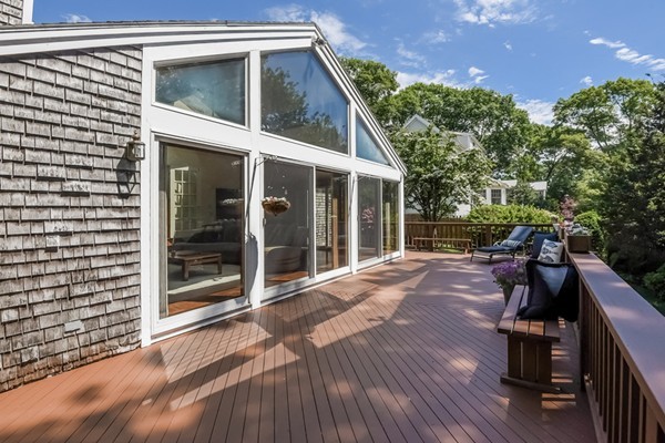 14 Churchill Road Marblehead, MA 01945 - Photo 17 of 26