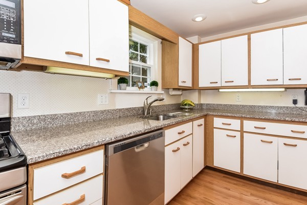 14 Churchill Road Marblehead, MA 01945 - Photo 10 of 26