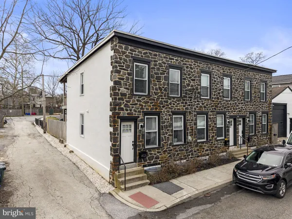 $499,000 | 406 West Chestnut Street, West Chester, PA 19380