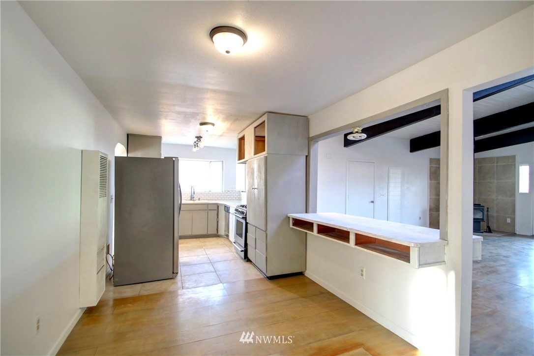 14089 Avon Allen Road Mount Vernon, WA 98273 - Photo 11 of 37 Gallery Image 11