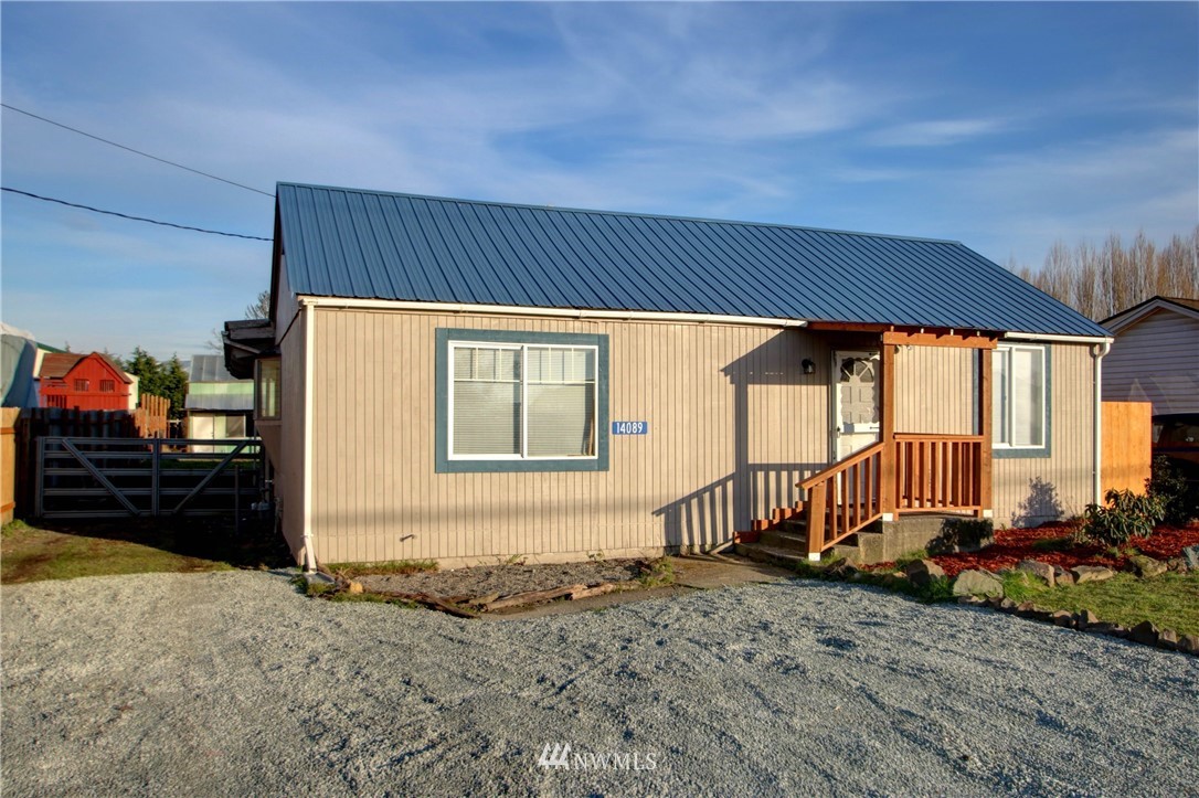 14089 Avon Allen Road Mount Vernon, WA 98273 - Photo 2 of 37 Gallery Image 2