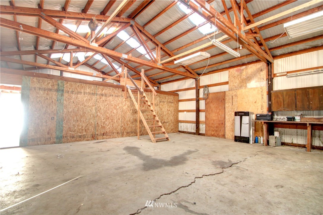 14089 Avon Allen Road Mount Vernon, WA 98273 - Photo 34 of 37 Gallery Image 34