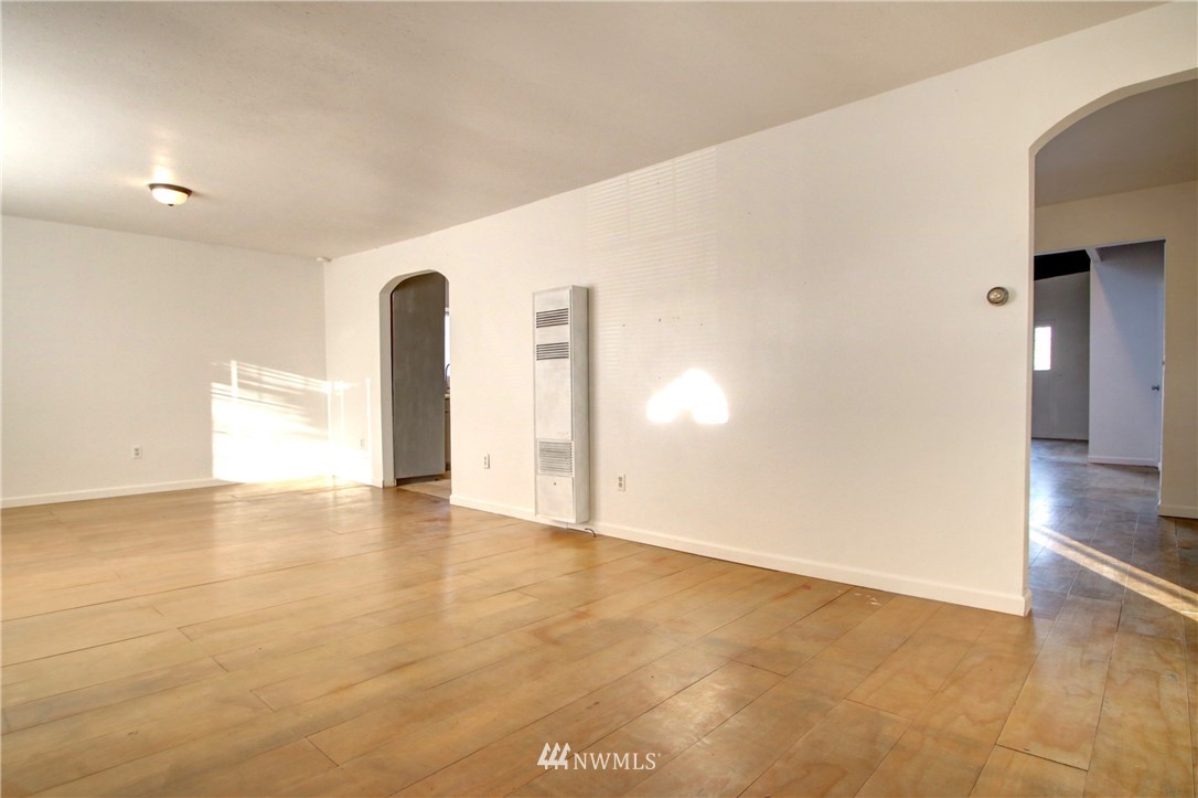 14089 Avon Allen Road Mount Vernon, WA 98273 - Photo 6 of 37 Gallery Image 6