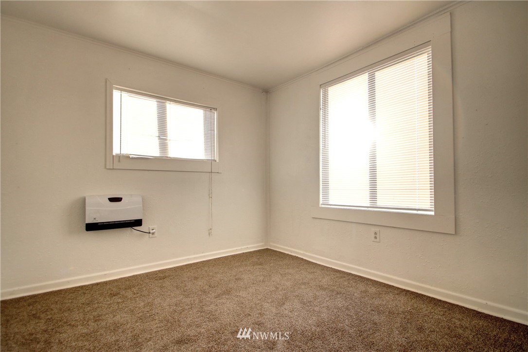 14089 Avon Allen Road Mount Vernon, WA 98273 - Photo 8 of 37 Gallery Image 8