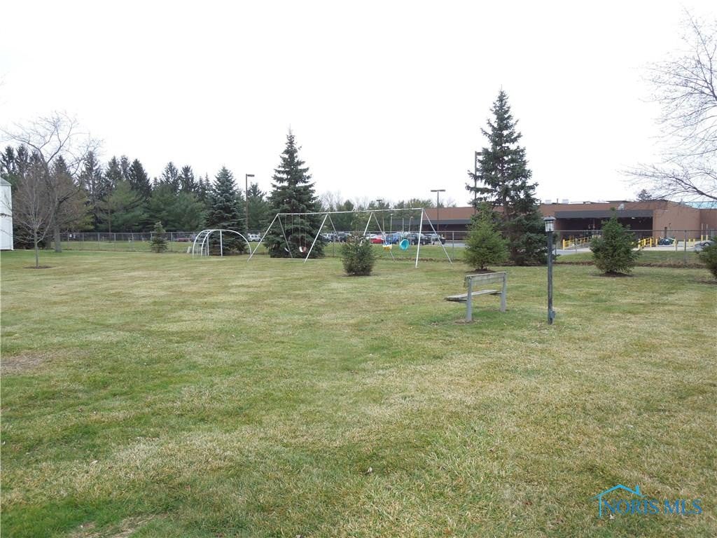 150 Quail Road, Unit 22 Perrysburg, OH 43551 - Photo 19 of 21 Gallery Image 19