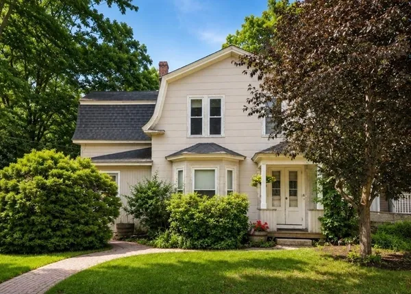 $1,750 | 8 Church Street, Unit 2, Ayer, MA 01432