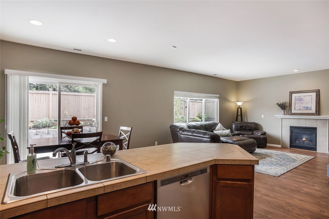 4206 167th Place Southeast Bothell, WA 98012 - Photo 12 of 25
