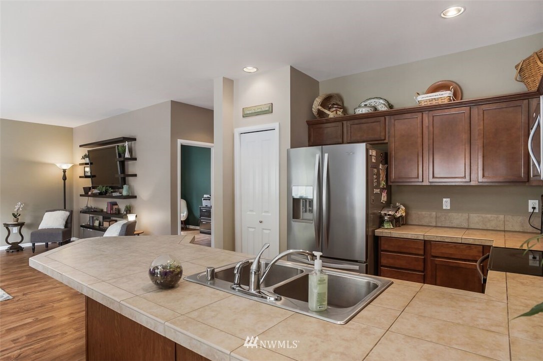 4206 167th Place Southeast Bothell, WA 98012 - Photo 13 of 25