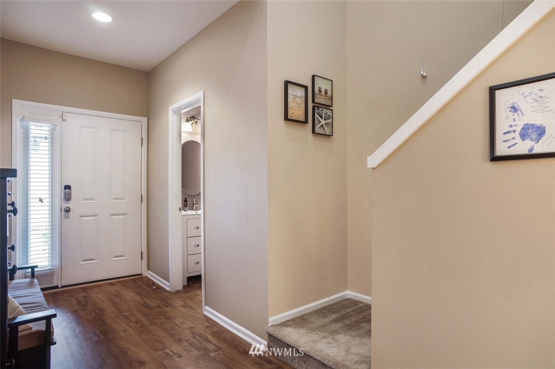 4206 167th Place Southeast Bothell, WA 98012 - Photo 5 of 25