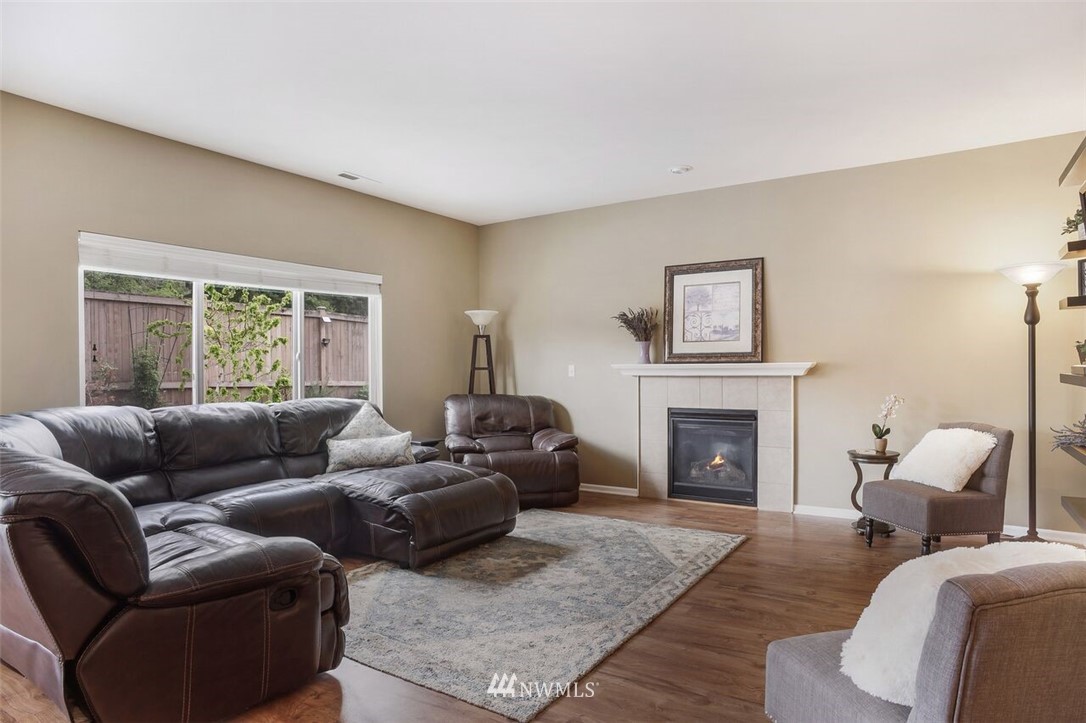 4206 167th Place Southeast Bothell, WA 98012 - Photo 6 of 25
