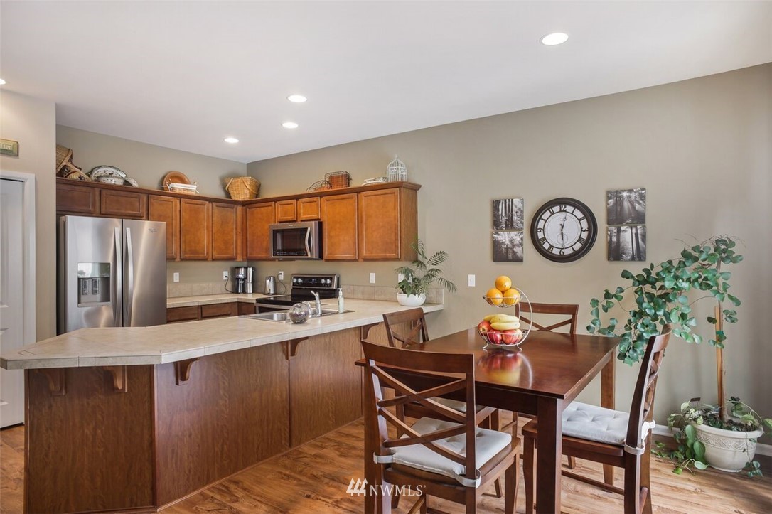 4206 167th Place Southeast Bothell, WA 98012 - Photo 10 of 25