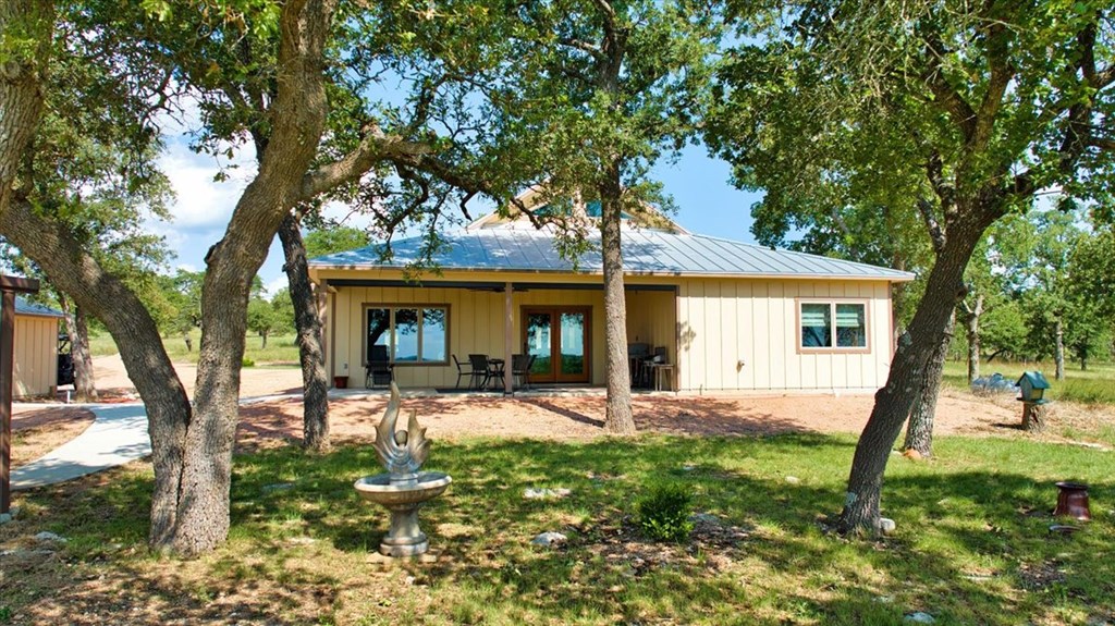 1411 Grape Creek Road Fredericksburg, TX 78624 - Photo 39 of 44
