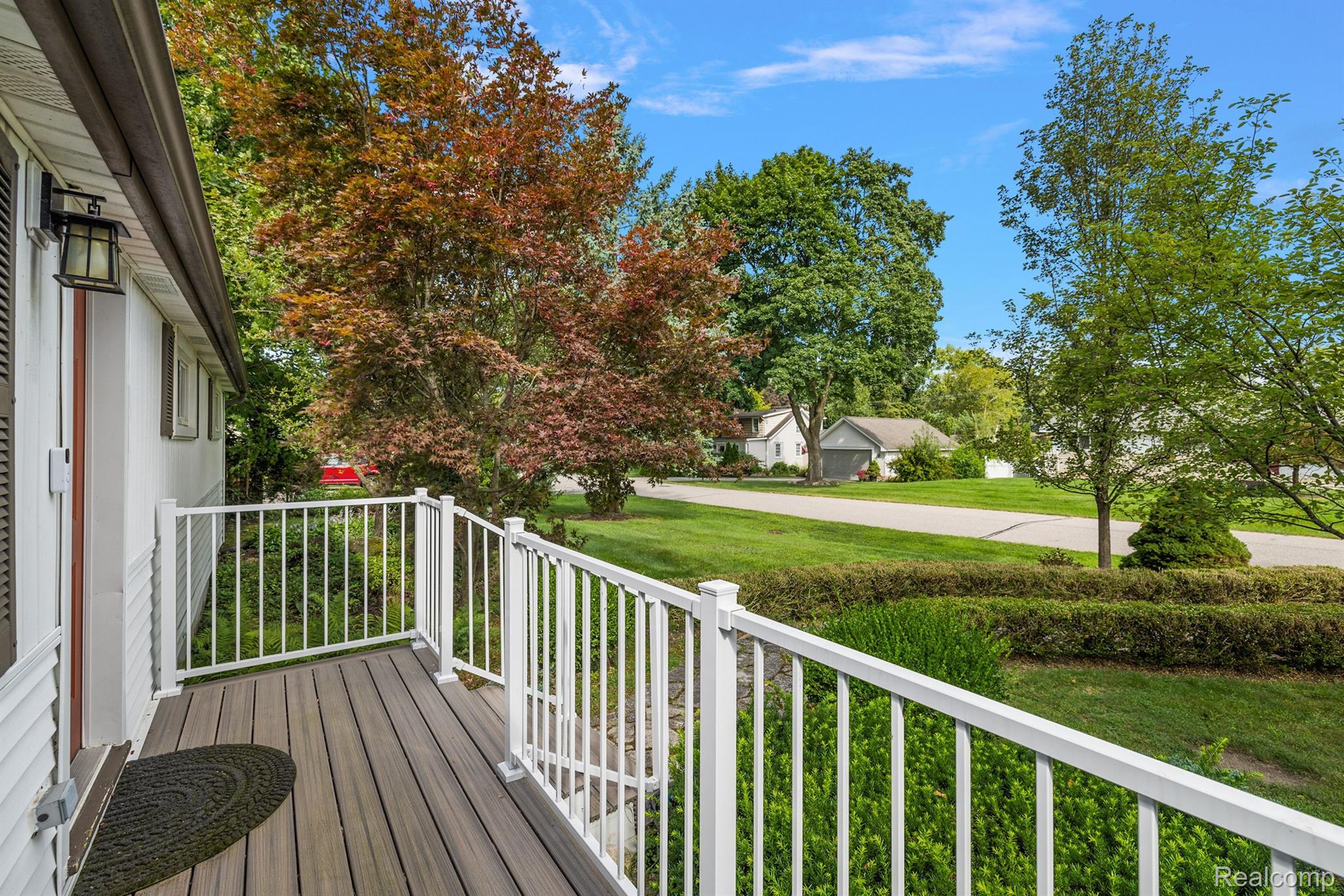 2088 Burdic Street Troy, MI 48085 - Photo 4 of 39