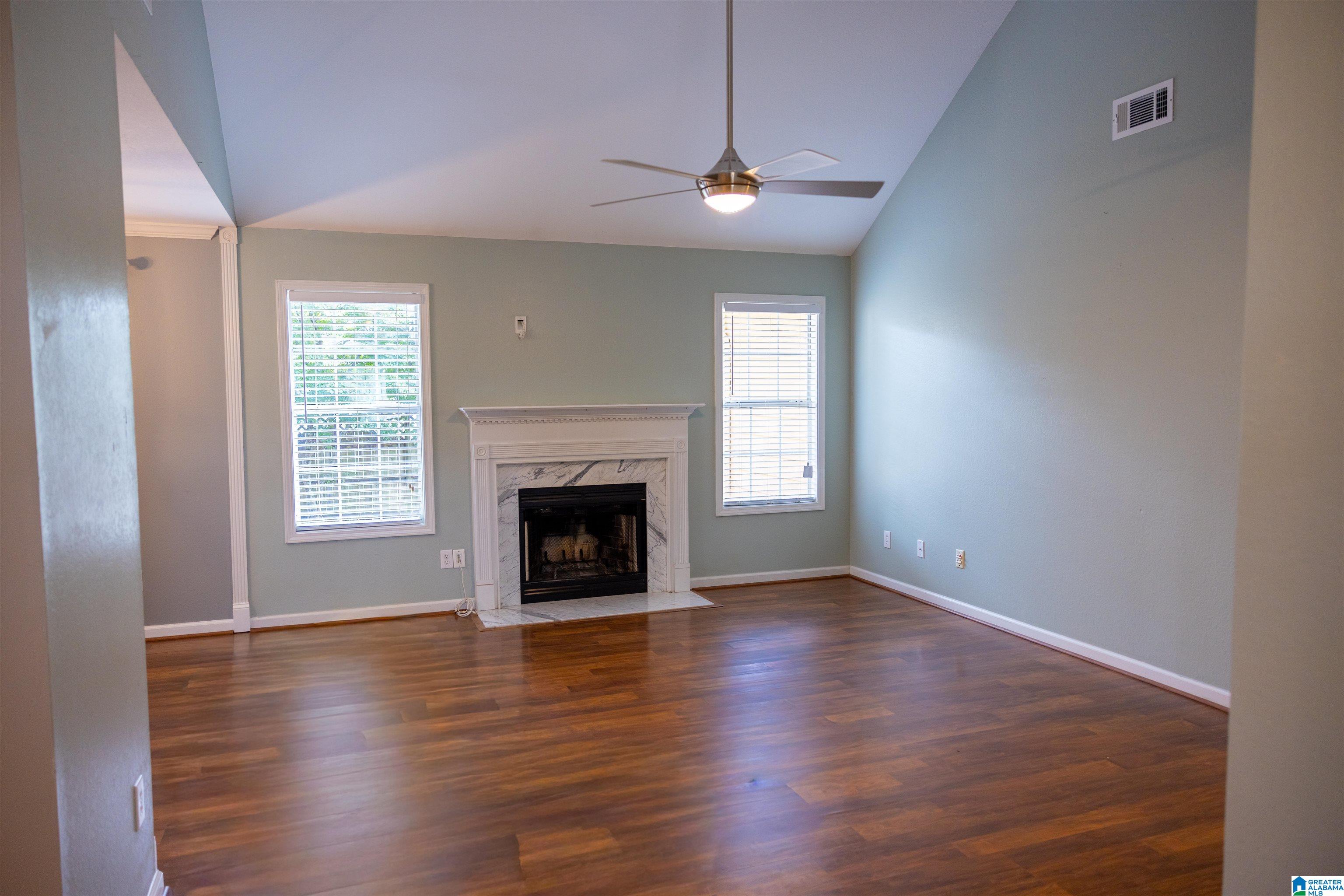 127 Sunset Lane Calera, AL 35040 - Photo 3 of 20 Gallery Image 3