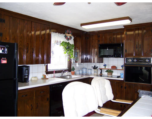 35 Montvale Road Woburn, MA 01801 - Photo 8 of 10 Gallery Image 8