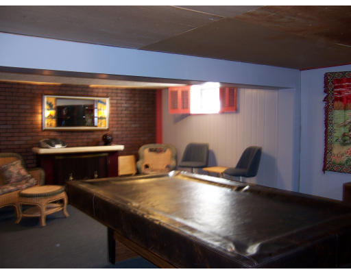 35 Montvale Road Woburn, MA 01801 - Photo 10 of 10 Gallery Image 10