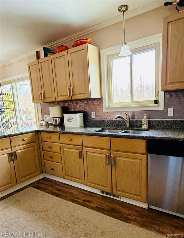 7085 Rivertown Road Swartz Creek, MI 48473 - Photo 6 of 28 Gallery Image 6