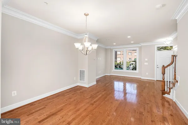 $5,800 | 4458 MacArthur Boulevard Northwest, Washington, DC 20007