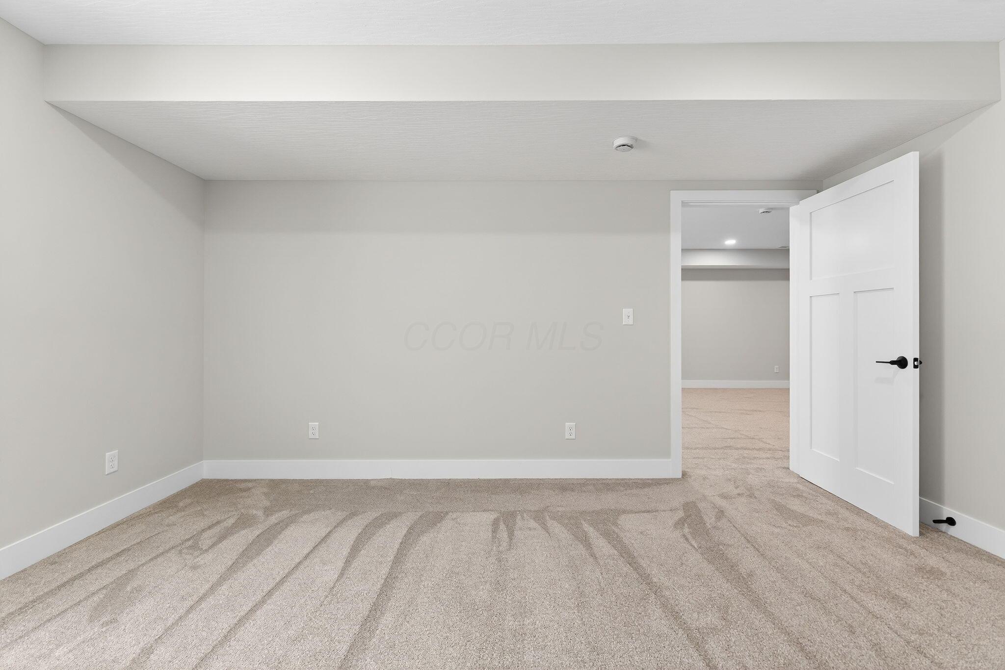 1705 Horseshoe Road Delaware, OH 43015 - Photo 48 of 64 1705 Horseshoe Dr (interior)-48