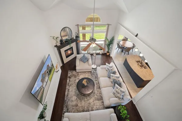 $469,900 | 320 Calhoun Street, Glenn Heights, TX 75154