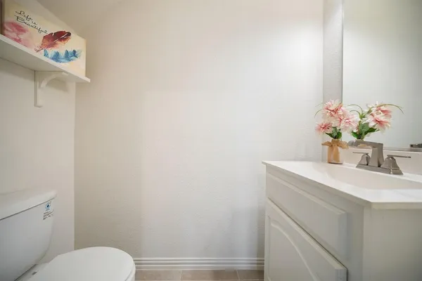 $469,900 | 320 Calhoun Street, Glenn Heights, TX 75154