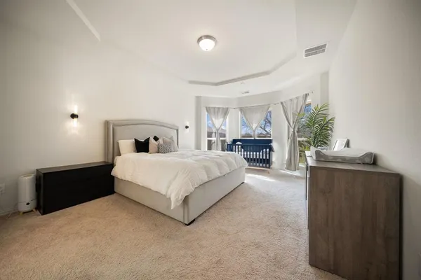 $469,900 | 320 Calhoun Street, Glenn Heights, TX 75154