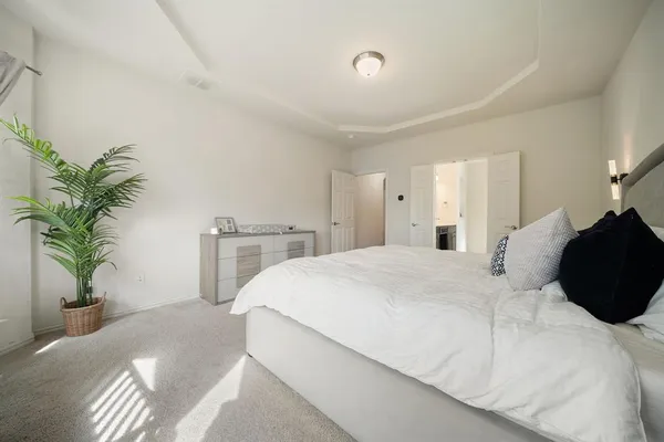 $469,900 | 320 Calhoun Street, Glenn Heights, TX 75154