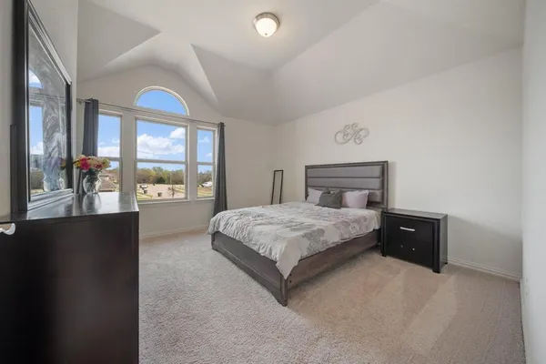 $469,900 | 320 Calhoun Street, Glenn Heights, TX 75154