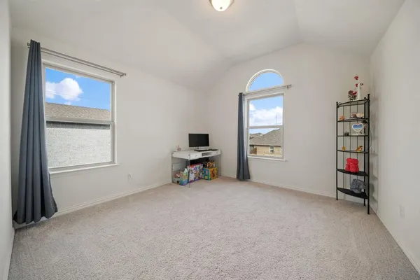 $469,900 | 320 Calhoun Street, Glenn Heights, TX 75154