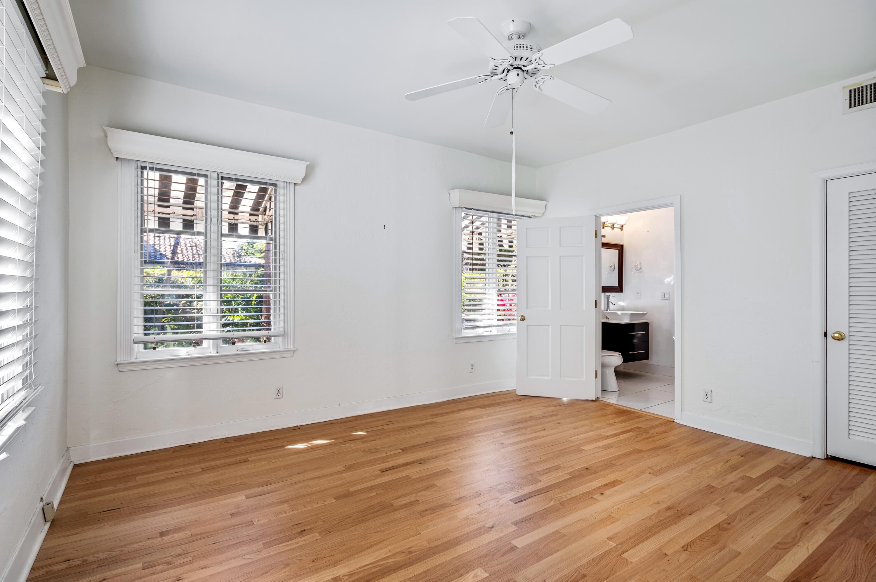 895 Hibiscus Street Boca Raton, FL 33486 - Photo 16 of 33 895 Hibiscus Street