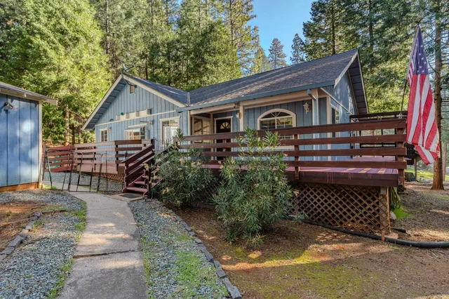 $388,000 | 27197 Barton Road, Pioneer, CA 95666