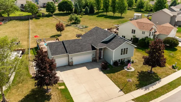 $424,900 | 657 South Pointe Court Southwest, Rochester, MN 55902