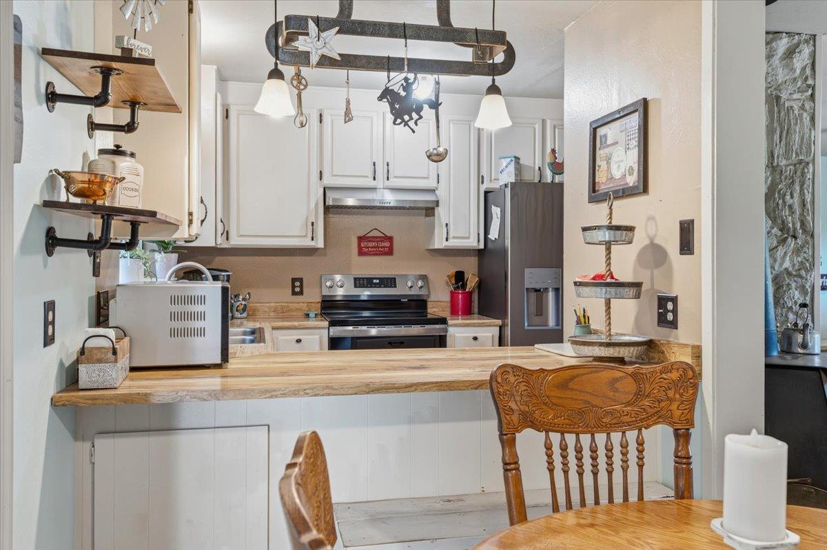 18835 Hilltop Road Penn Valley, CA 95946 - Photo 12 of 61