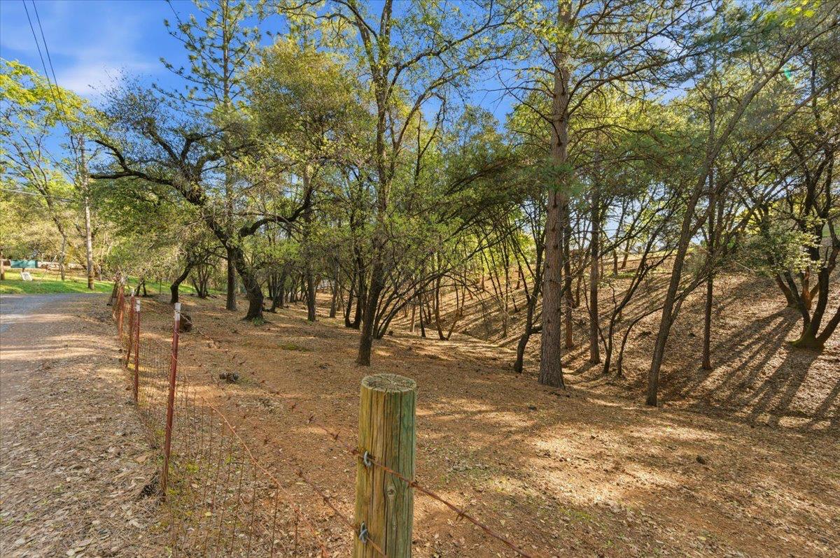 18835 Hilltop Road Penn Valley, CA 95946 - Photo 41 of 61