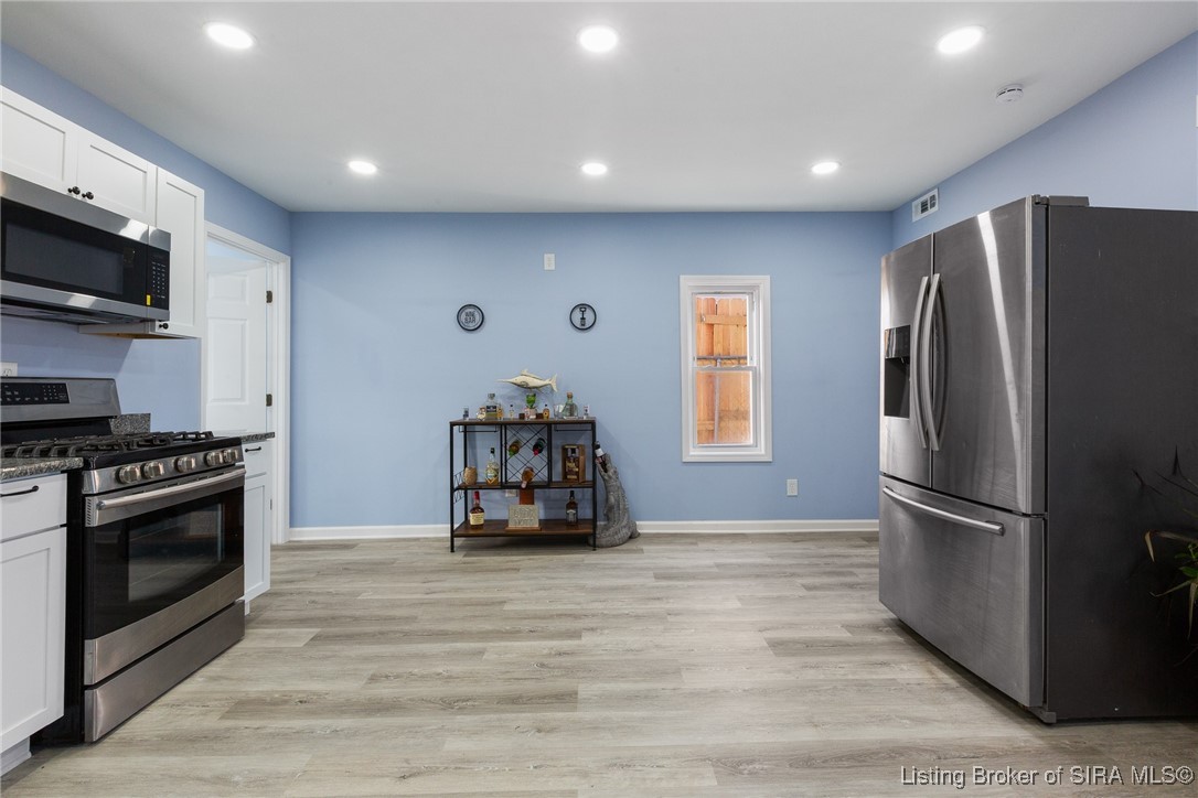 929 Valley View Road New Albany, IN 47150 - Photo 15 of 59