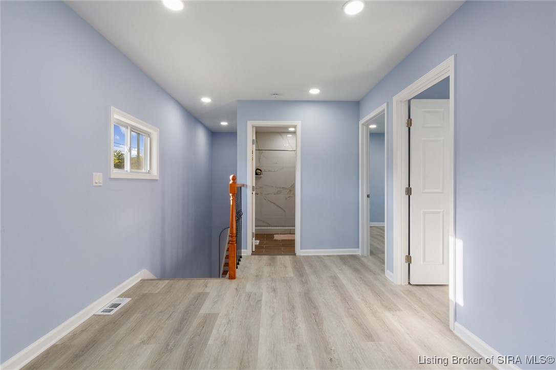 929 Valley View Road New Albany, IN 47150 - Photo 18 of 59