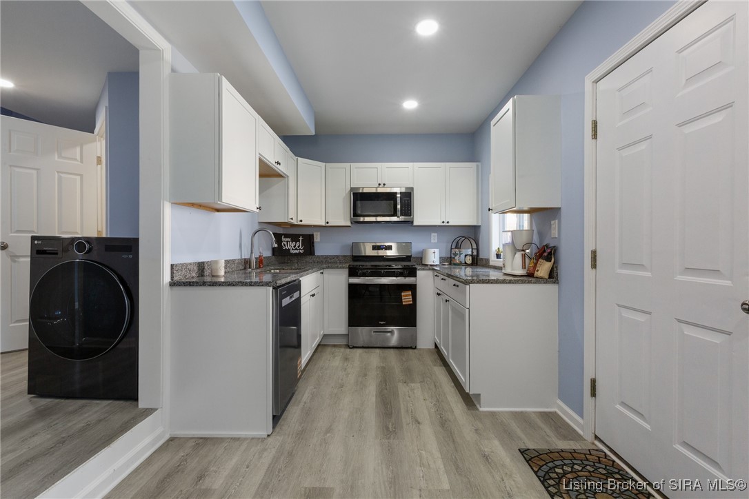 929 Valley View Road New Albany, IN 47150 - Photo 39 of 59 ADU kitchen