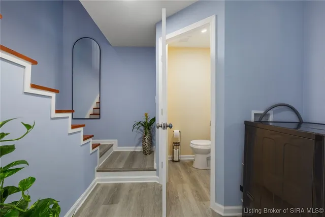 $280,000 | 929 Valley View Road, New Albany, IN 47150