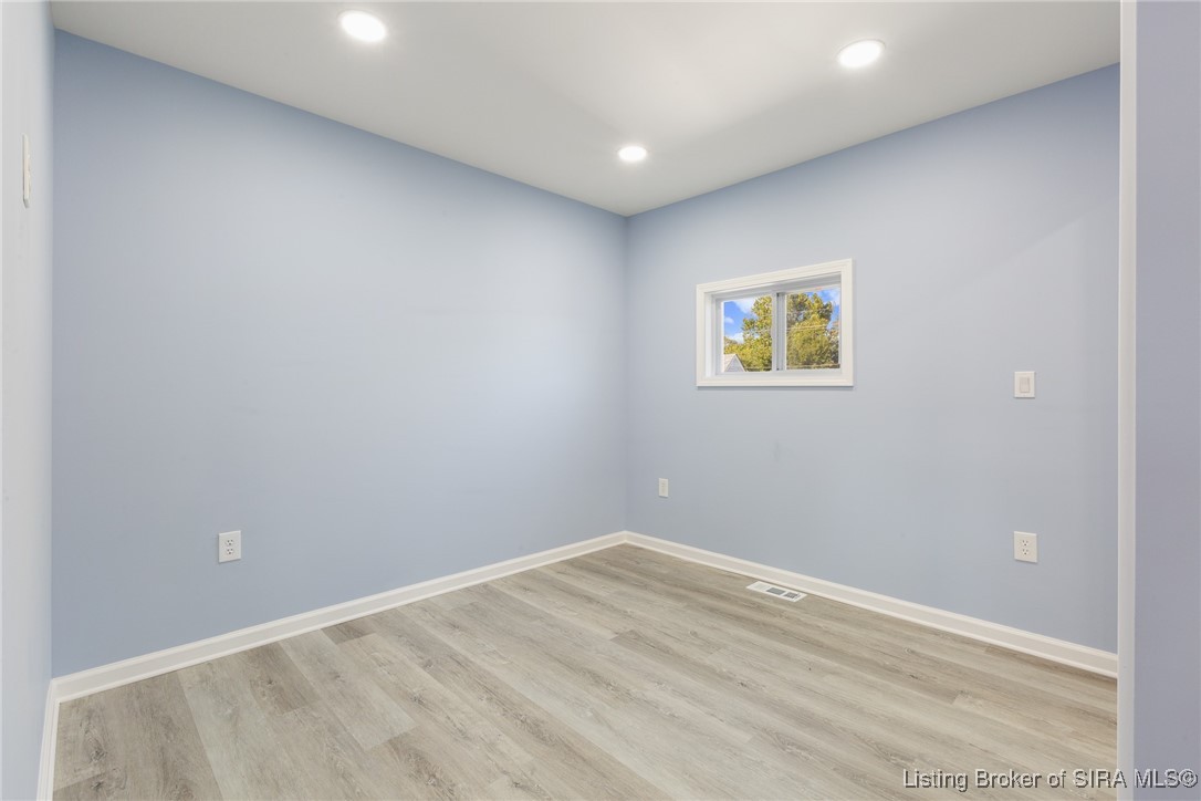 929 Valley View Road New Albany, IN 47150 - Photo 54 of 59