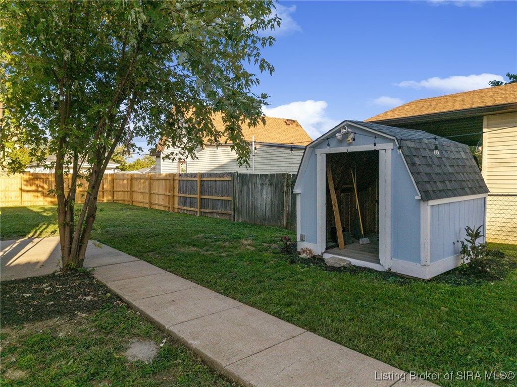 929 Valley View Road New Albany, IN 47150 - Photo 56 of 59