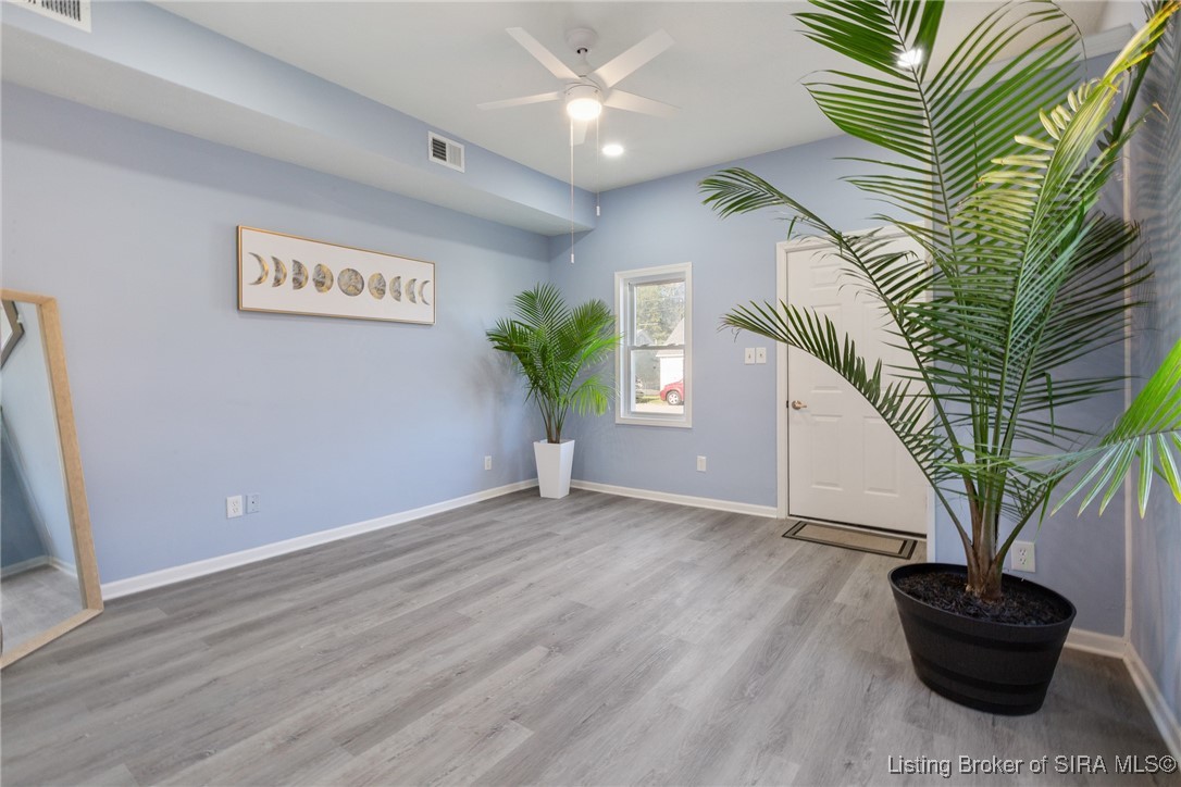 929 Valley View Road New Albany, IN 47150 - Photo 10 of 59