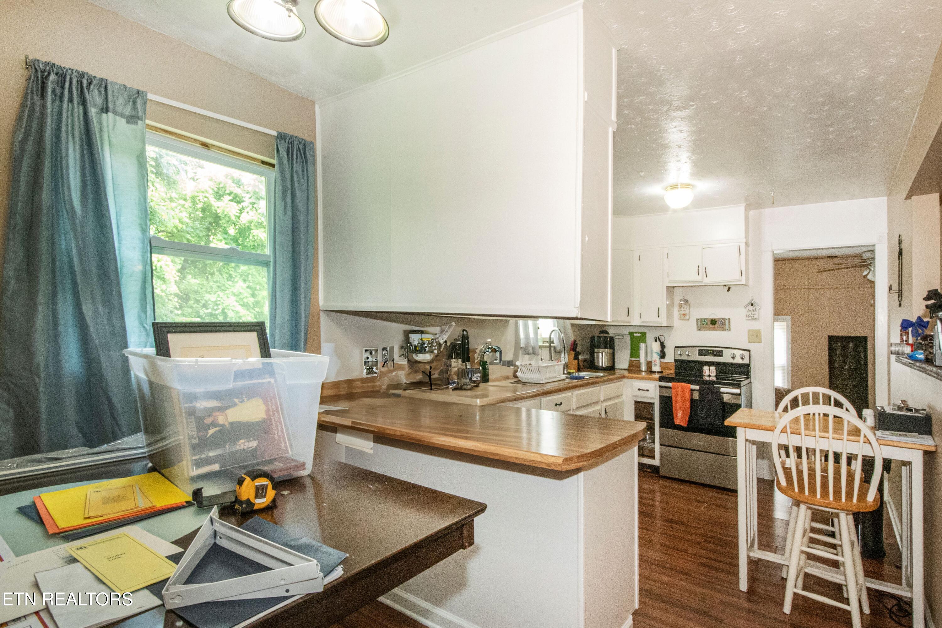 167 Strutt Street Oliver Springs, TN 37840 - Photo 19 of 33 V19A2588