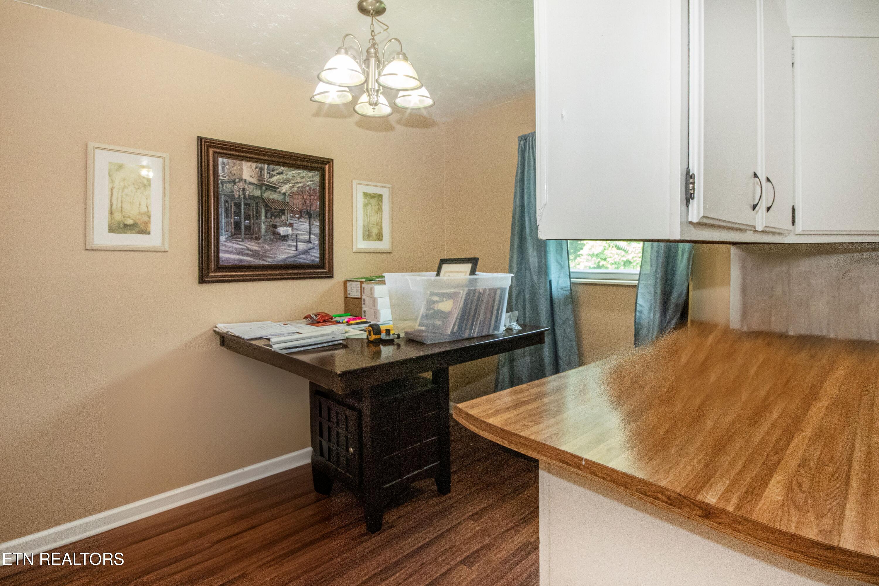 167 Strutt Street Oliver Springs, TN 37840 - Photo 20 of 33 V19A2589