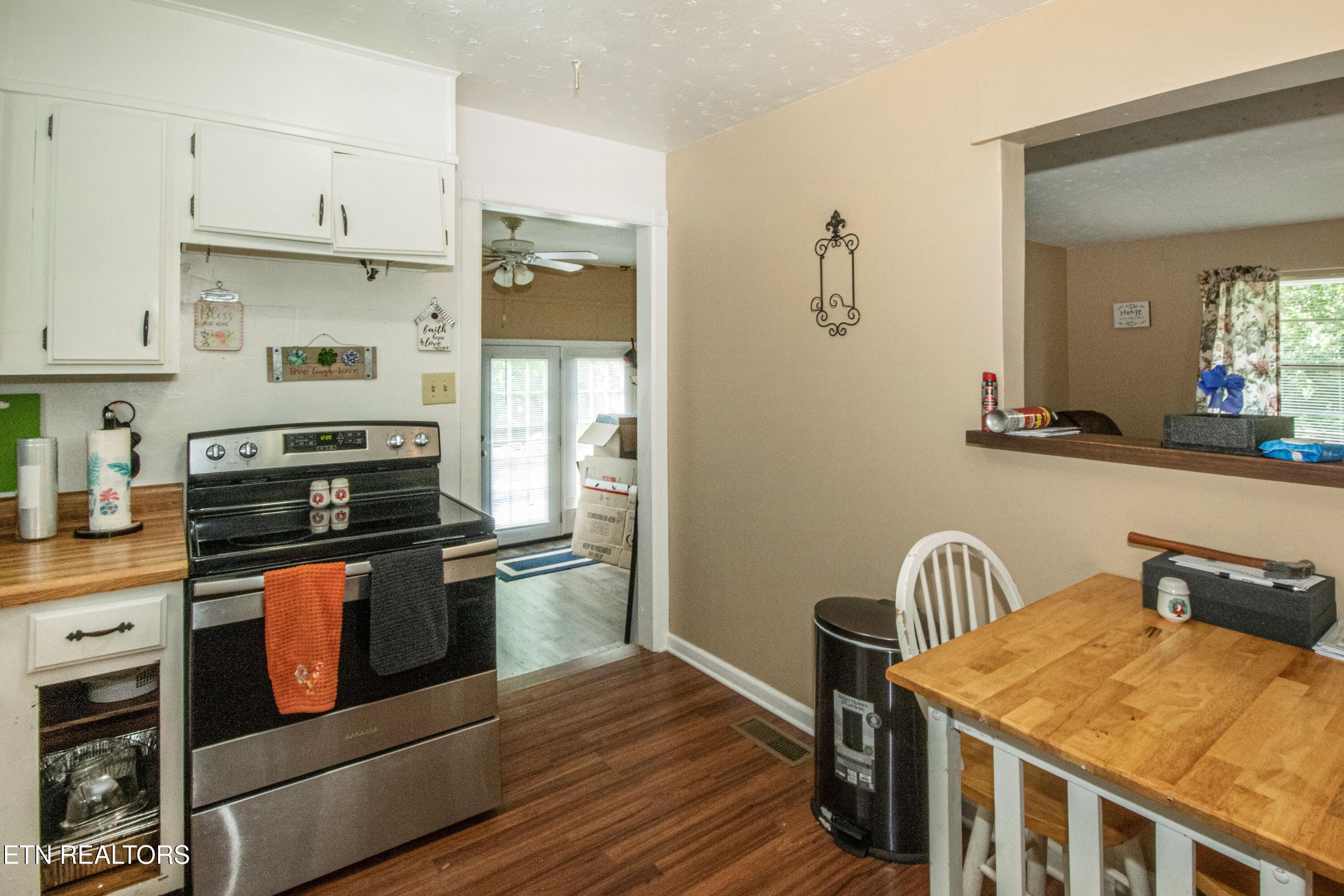 167 Strutt Street Oliver Springs, TN 37840 - Photo 25 of 33 V19A2594