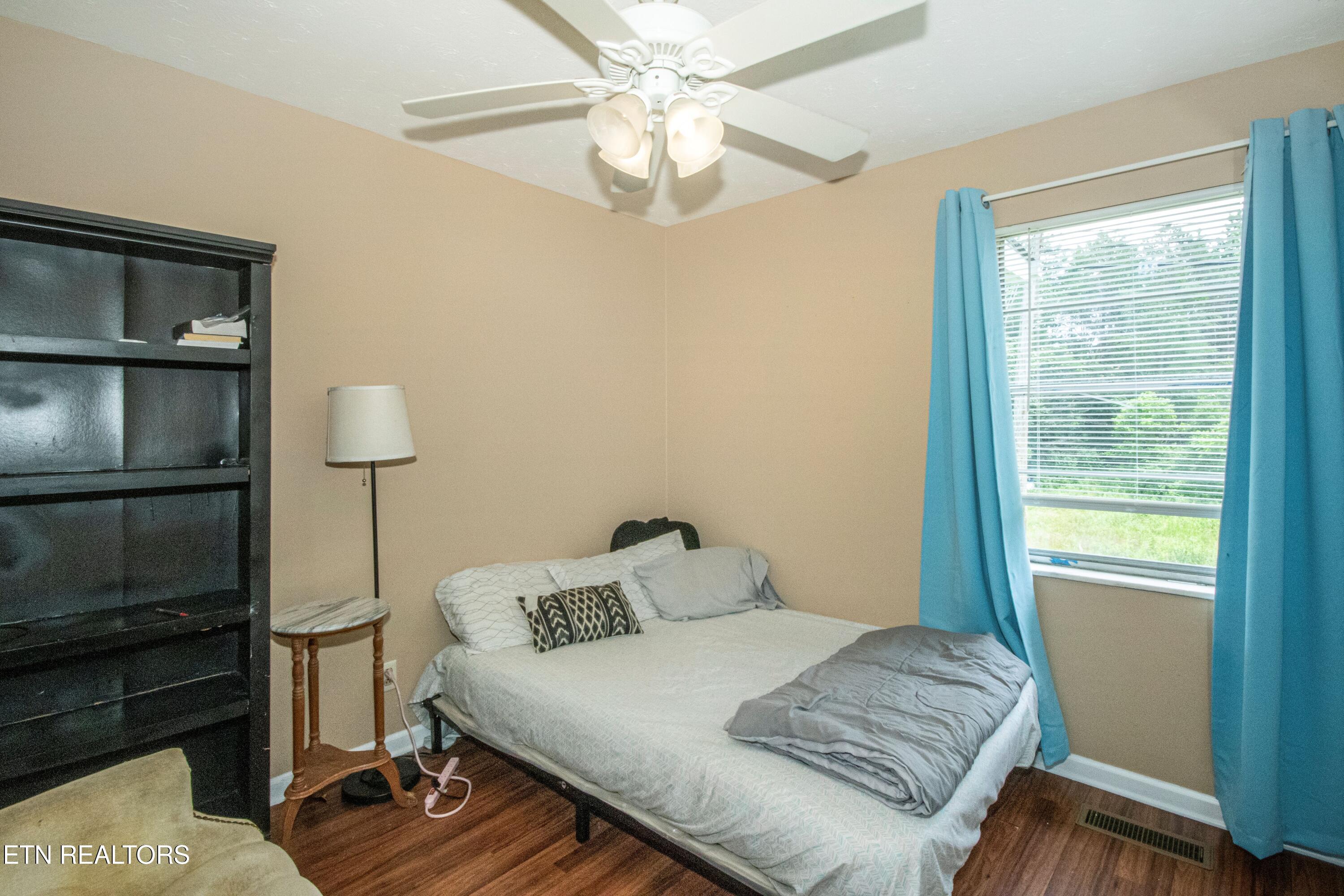 167 Strutt Street Oliver Springs, TN 37840 - Photo 30 of 33 V19A2600