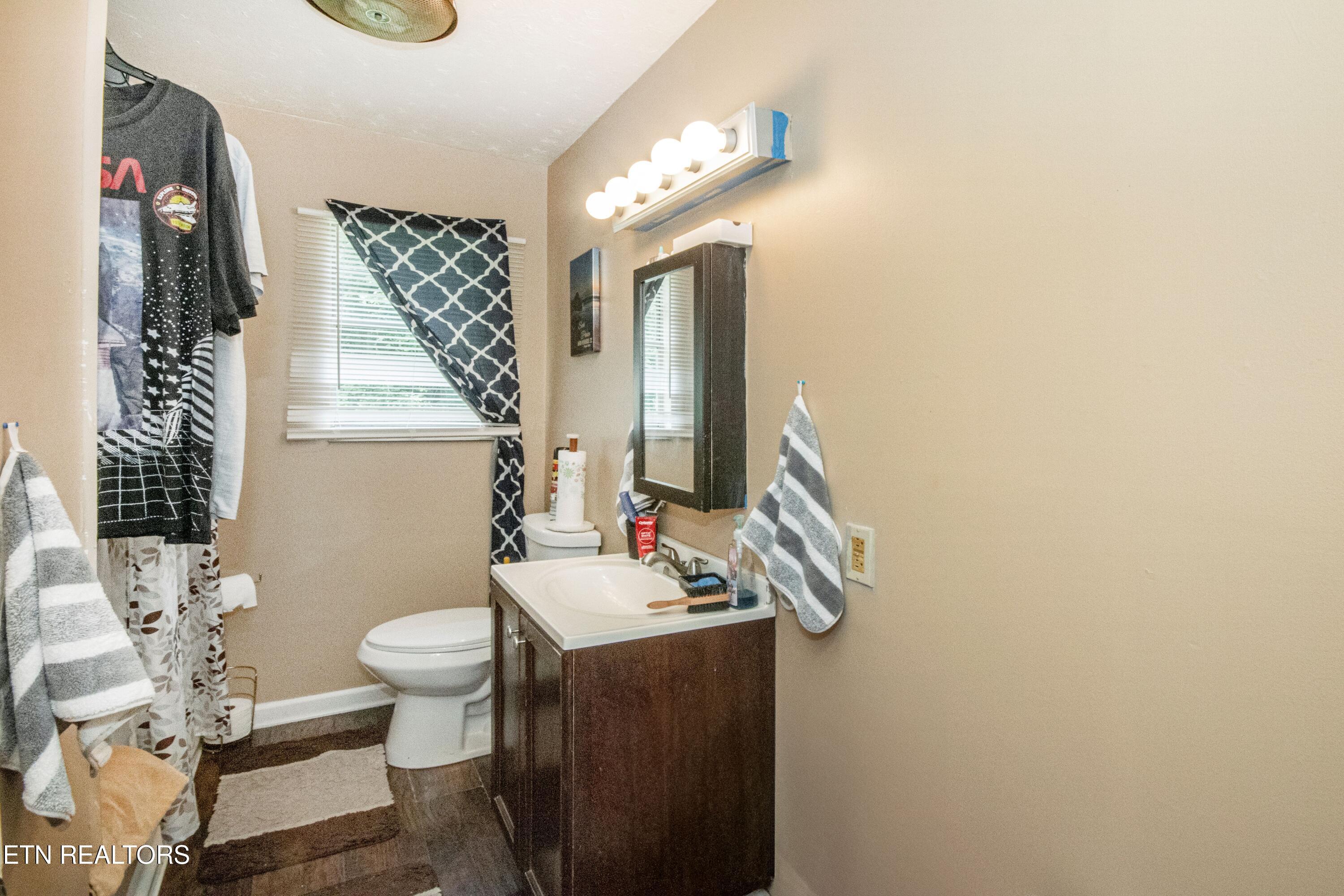 167 Strutt Street Oliver Springs, TN 37840 - Photo 31 of 33 V19A2601