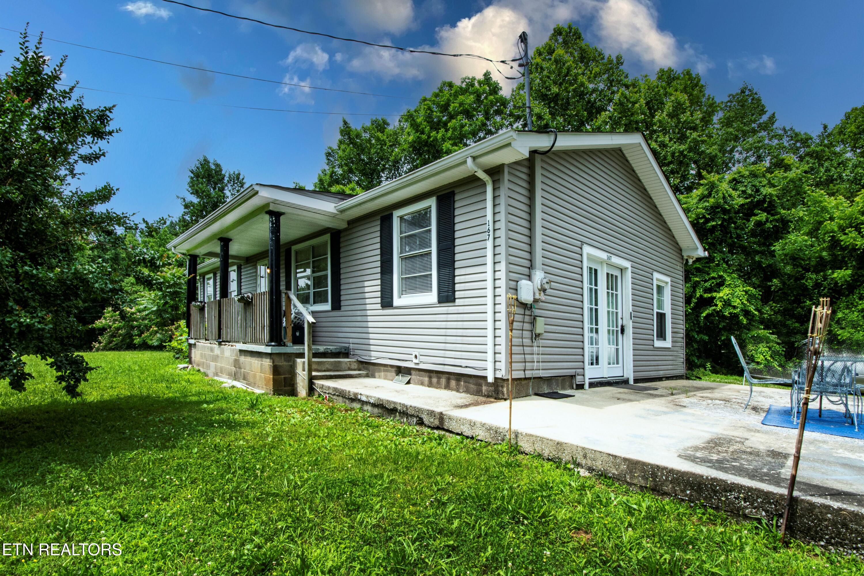 167 Strutt Street Oliver Springs, TN 37840 - Photo 6 of 33 V19A2572