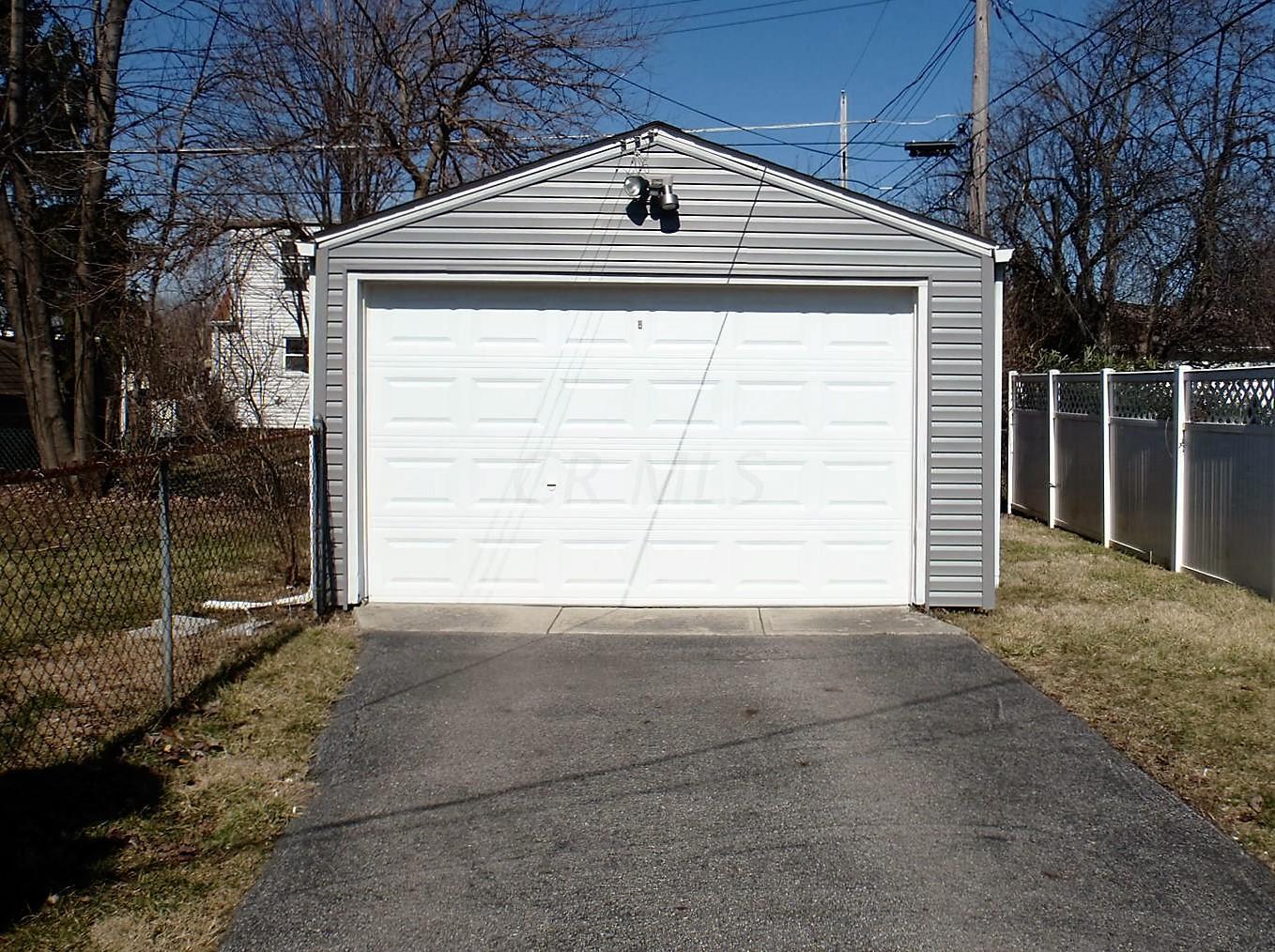 2920 Ashby Road Columbus, OH 43209 - Photo 21 of 22