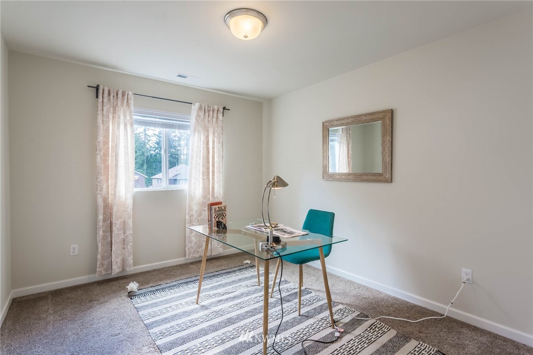 19018 178th Place Southeast Renton, WA 98058 - Photo 11 of 27 Gallery Image 11