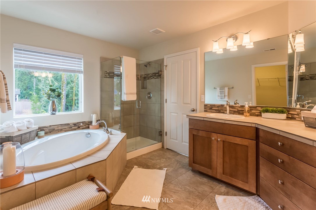19018 178th Place Southeast Renton, WA 98058 - Photo 14 of 27 Gallery Image 14